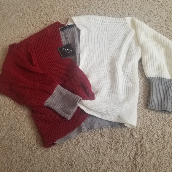 Sweater - Picture 1 of 2